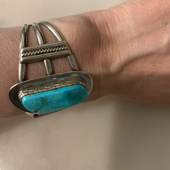 Native American SS and turquoise bracelet - size 6 1/2 - Picture 4 of 10
